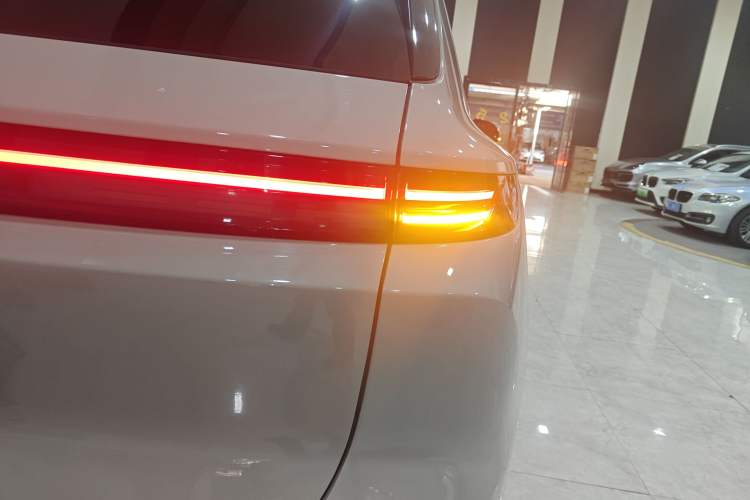 Used Li Auto L6 2025 Max Smart Refresh Edition
