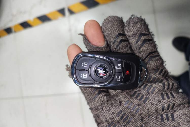 Used Buick GL8 2023 ES Lu Zun Deluxe Model