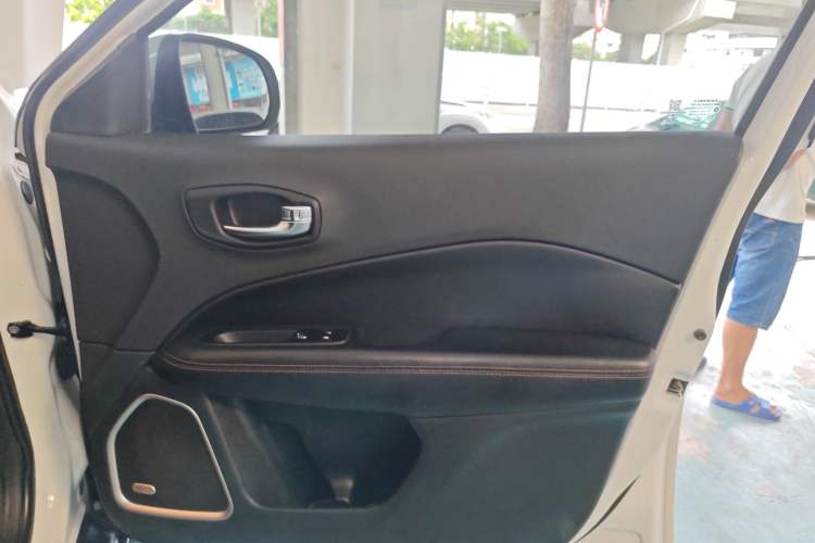 Used  Compass 2017 200T Automatic Prestige Edition
