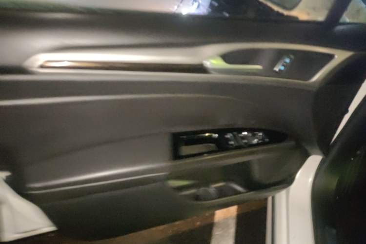 Used Ford Mondeo 2013 2.0L GTDi 200 Fashion Edition
