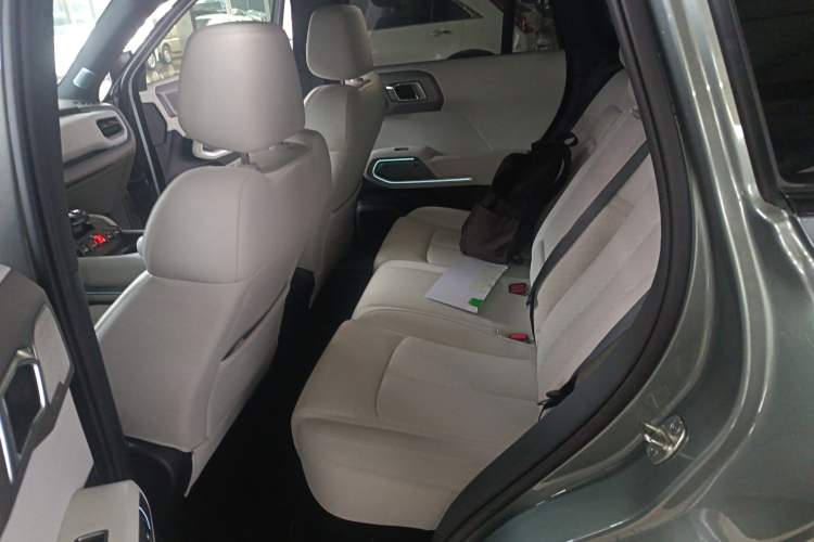 Used Formula Leopard Titanium 3 2025 Model 501KM Rear-Drive Ultra Version
