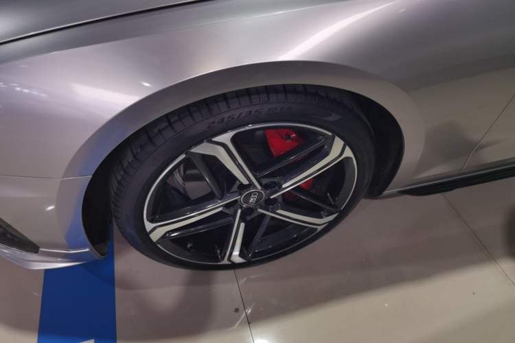 Used Audi A4L 2025 2 Million Units Enjoyment Version 40 TFSI Luxury Dynamic Edition
