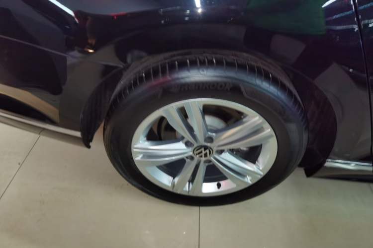 Used Volkswagen Magotan 2025 Zhongxiang Version 280TSI DSG Comfort Edition