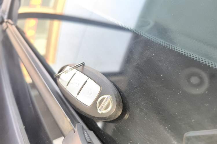 Used Nissan X-Trail 2019 2.0L CVT Smart Connect Comfort Edition 2WD