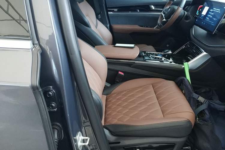 Used BYD Tang New Energy 2021 DM-i 112KM Prestige Model
