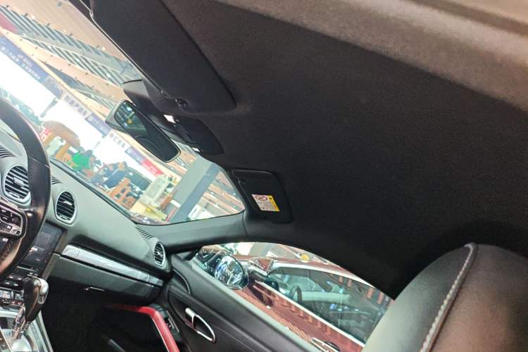 Used Porsche 718 2020 Cayman 2.0T
