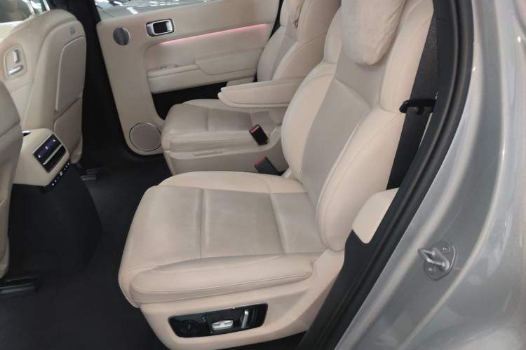 Used Li Auto L9 2022 Max model
