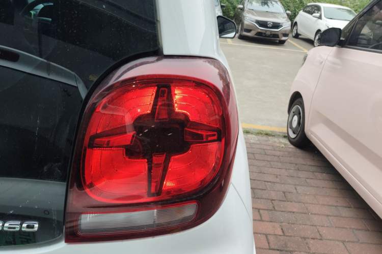 Used Roewe Clever 2021 302km Excellence Edition
