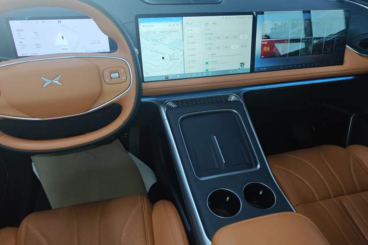 Used XPeng G9 2025 625 Long-Range Max
