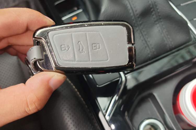 Used Volkswagen Passat 2020 330TSI Luxury Edition China VI
