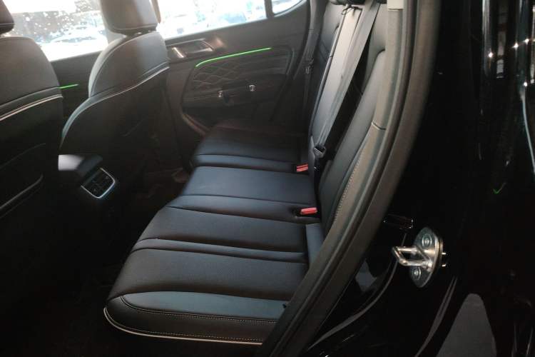 Used Tank 300 2021 City Edition 2.0T—Truly Stylish
