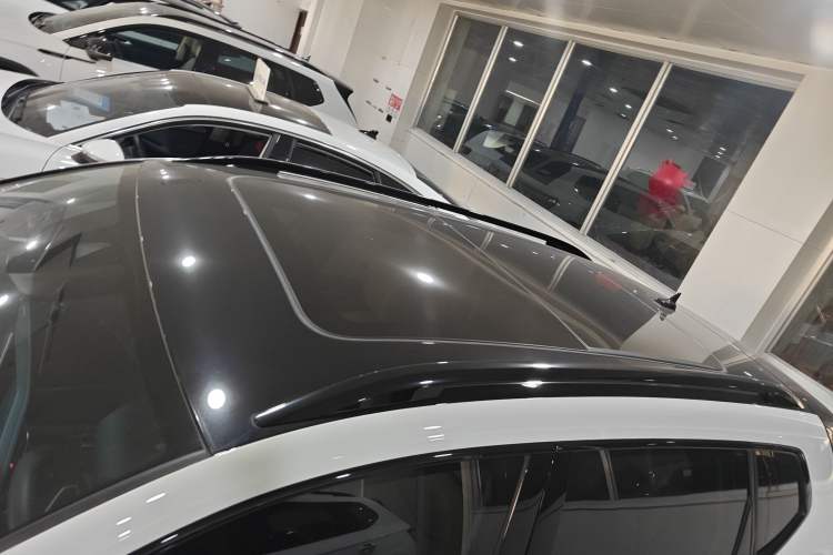 Used Volkswagen Tharu 2024 300TSI Two-Wheel-Drive Moon Luxury Edition
