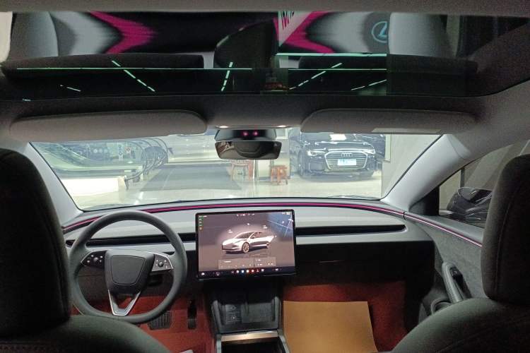 Used Tesla Model 3 2023 Long-Range All-Wheel-Drive Version
