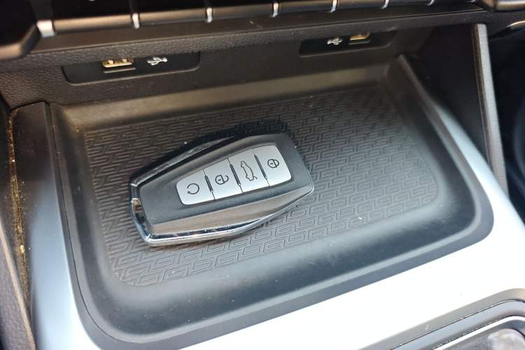 Used Geely Auto Haoyue 2020 1.8TD DCT Luxury 7-Seater
