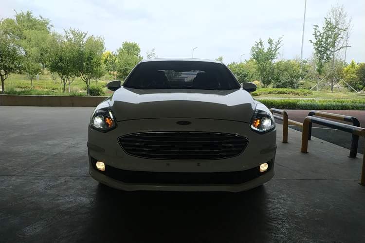 Used Ford Escort 2019 Revised Version 1.5L Automatic Enjoyment Type China VI Standard
