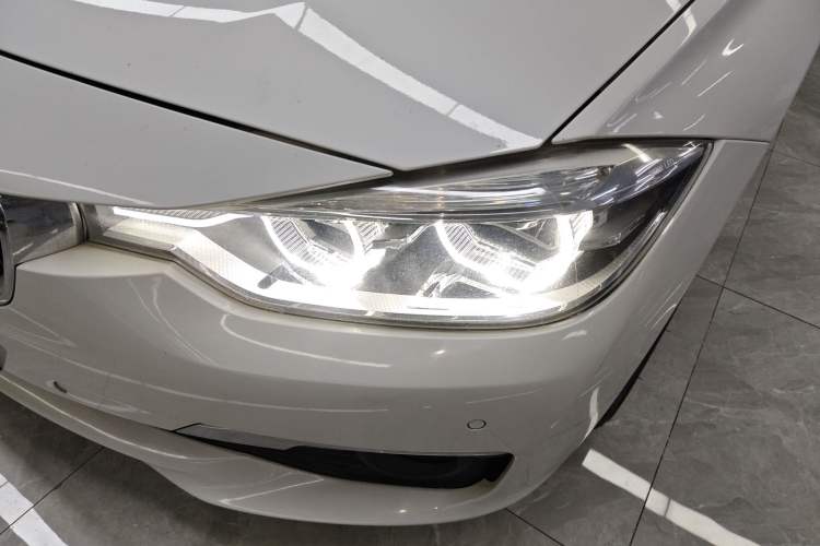 Used BMW 3 Series 2017 320Li Fashion Model
