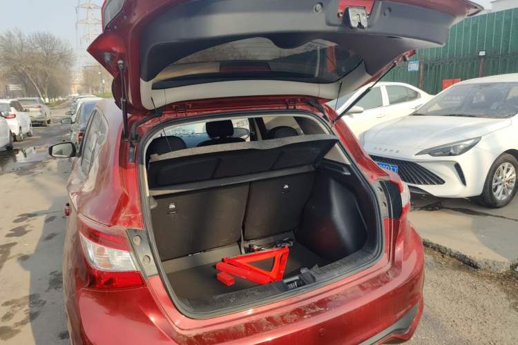 Used Nissan Tiida 2019 1.6L CVT Cool Edition China VI Standard