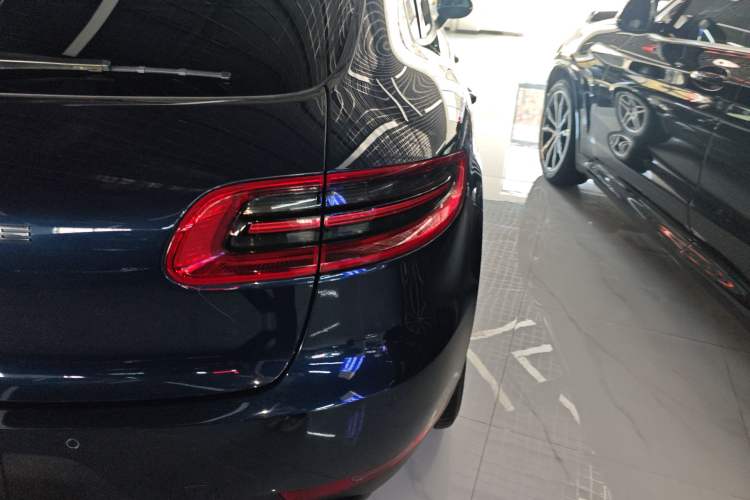 Used Porsche Macan 2017 Macan 2.0T
