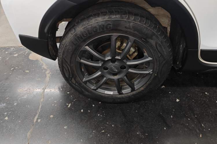 Used Geely Auto Vision X3 2021 PRO 1.5L CVT Deluxe Model
