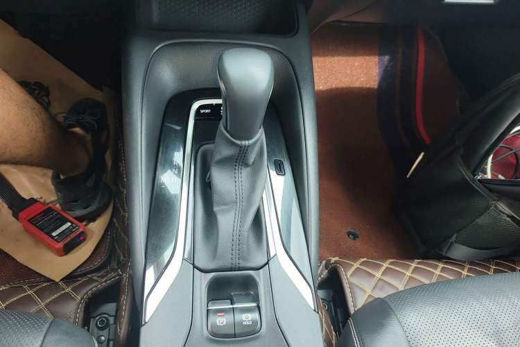 Used Toyota Corolla 2021 1.2T S-CVT Luxury Edition
