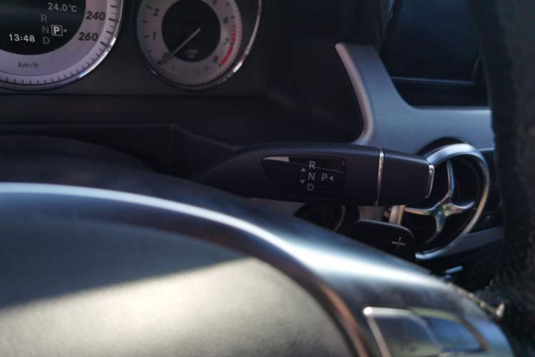 Used Mercedes-Benz GLK-Class 2015 GLK 260 4MATIC Fashion Edition Ultimate Version
