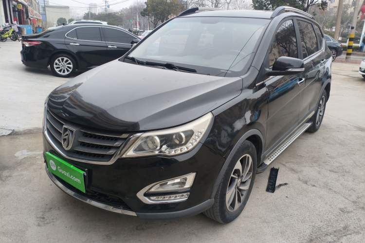 Used Baojun 560 2015 1.8L manual luxury version