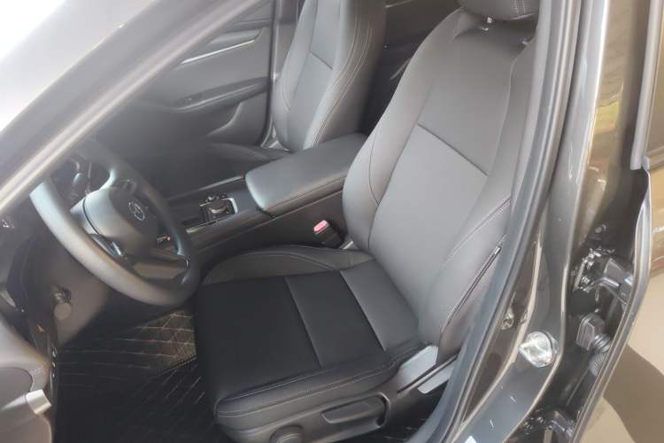 Used Mazda Mazda 3 Axela 2021 2.0L Automatic Zhiqing Edition
