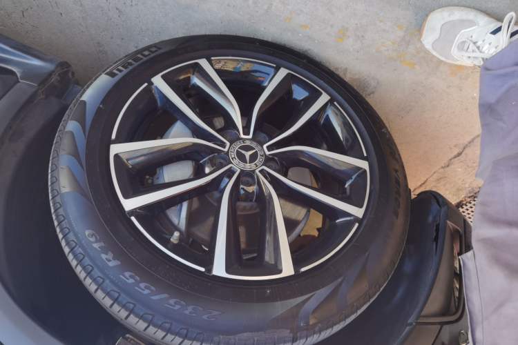 Used Mercedes-Benz GLC 2020 Facelift GLC 300 L 4MATIC Dynamic Edition