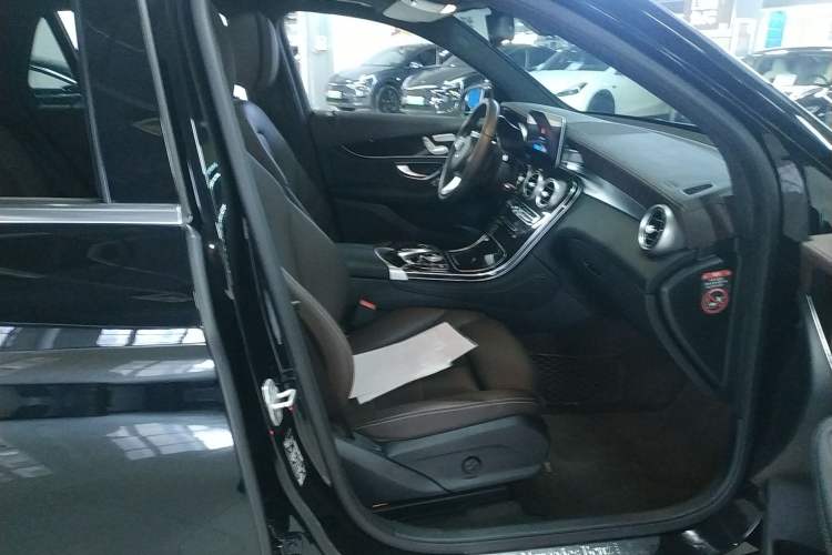 Used Mercedes-Benz GLC 2016 GLC 260 4MATIC Dynamic Edition