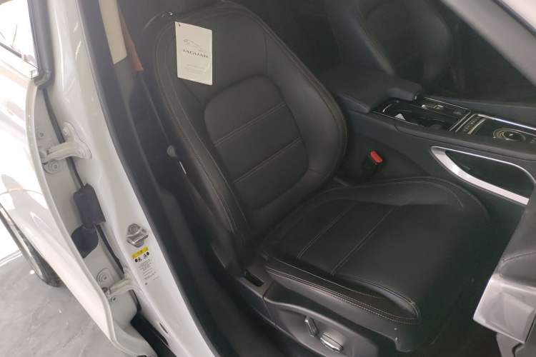 Used Jaguar F-PACE 2020 2.0T Urban Deluxe Edition
