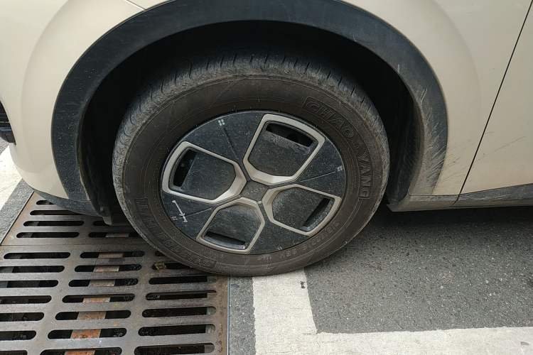 Used AION UT 2025 330 Starlight Edition
