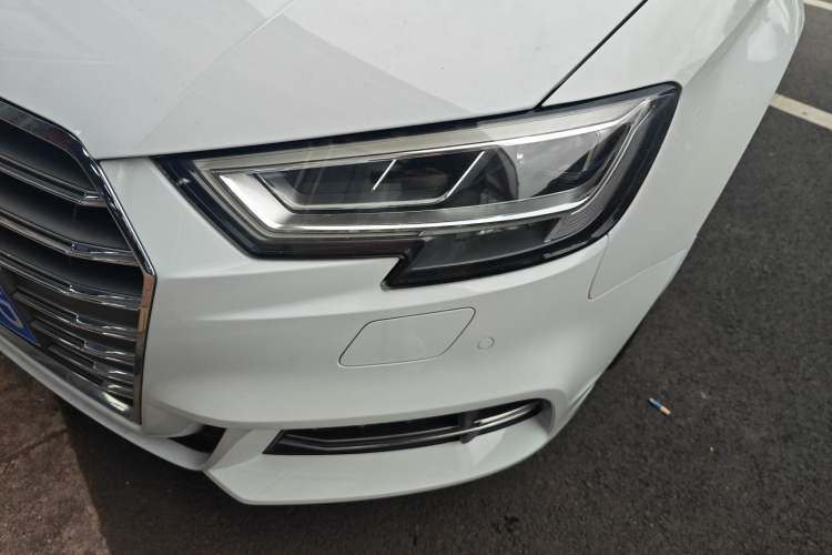 Used Audi A3 2020 Limousine 35 TFSI Fashion Edition China VI Emission Standard