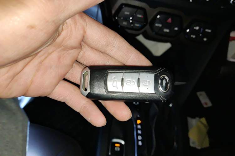 Used GAC Trumpchi GS4 2017 235T G-DCT Two-Wheel Drive Luxury Edition
