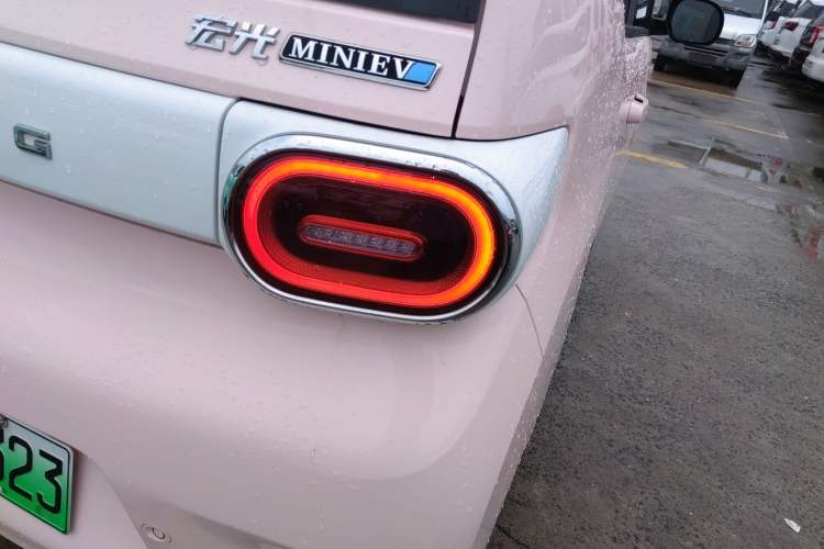 Used Wuling Hongguang MINIEV 2024 3rd Generation 215km Youth Edition
