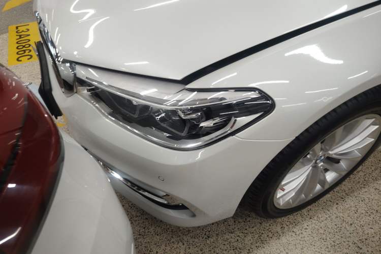 Used BMW 5 Series 2019 Facelifted 530Li Leading Edition Luxury Package
