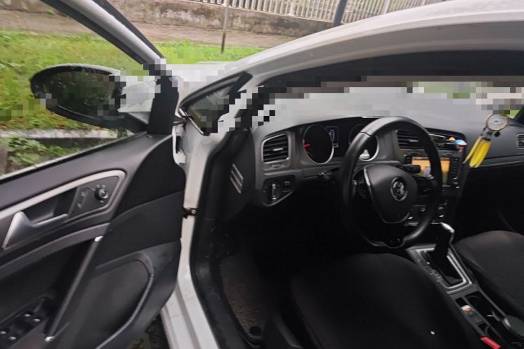 Used Volkswagen Golf 2016 1.6L Automatic Comfort Model
