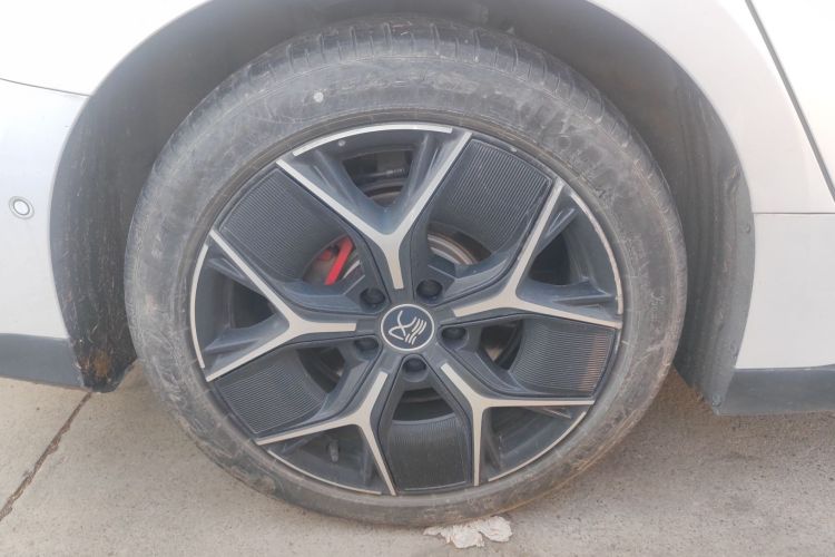 Used BYD Han 2023 EV Champion Edition 715 km Front-Drive Flagship Model
