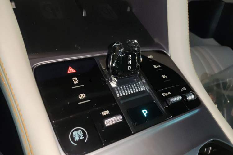 Used BYD Song PLUS New Energy 2023 Champion Edition EV 520KM Prestige Model
