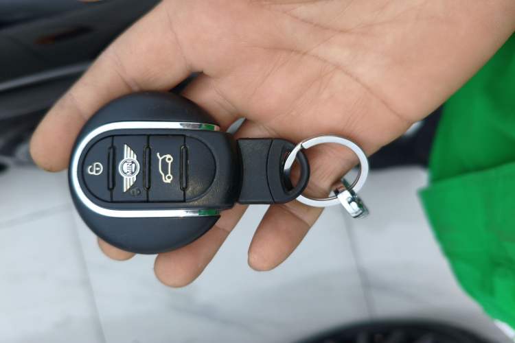 Used  MINI 2015 1.5T COOPER Fun Five-Door Edition