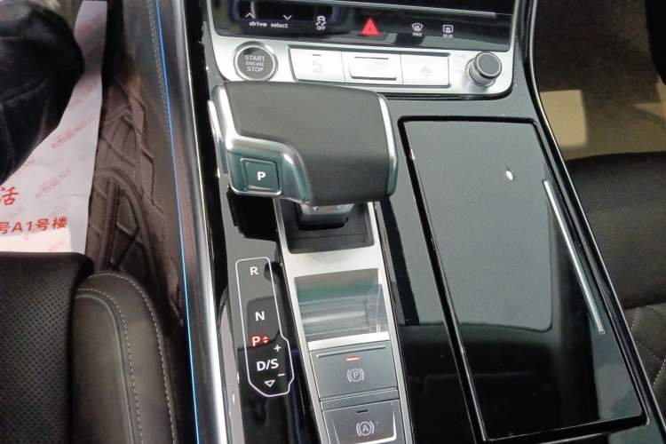 Used Audi A8 2024 A8L 50 TFSI quattro Prestige Edition
