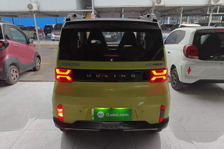 Used Wuling Hongguang MINIEV 2022 GAMEBOY 300km Enthusiast Model with Lithium Iron Phosphate