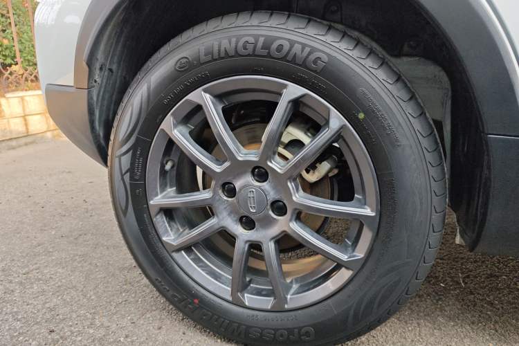 Used Geely Auto Vision X3 2021 PRO 1.5L CVT Deluxe Model