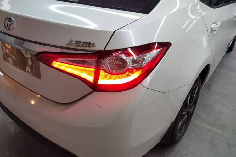 Used Toyota Levin 2014 1.8 GS CVT Elite Edition

