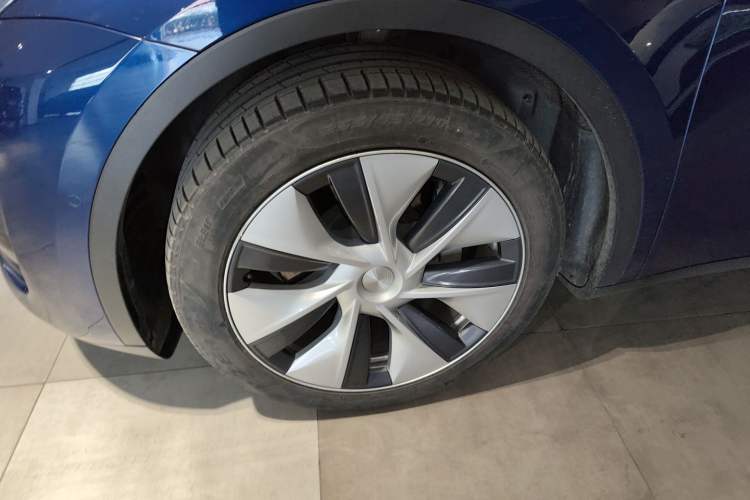 Used Tesla Model Y 2022 Rear-Wheel-Drive Version
