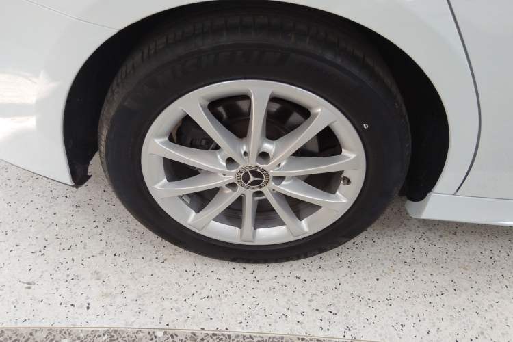 Used Mercedes-Benz A-Class 2020 Restyled A 200 L Sport Sedan Fashion Version
