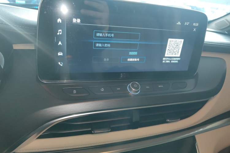 Used Buick GL8 2023 Facelifted Land Cruiser Executive Luxury Version
