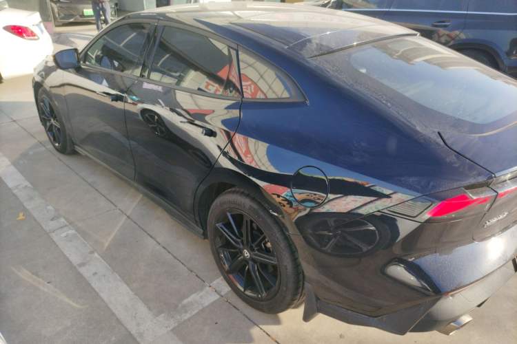 Used Changan UNI-V 2022 1.5T Prestige Version
