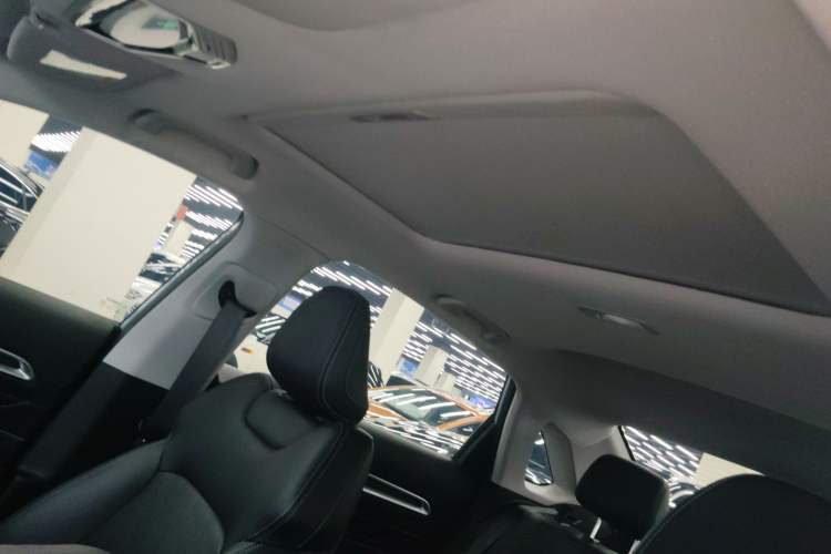 Used Geely Auto Emgrand 2023 4th Generation Champion Edition 1.5L CVT Prestige Model
