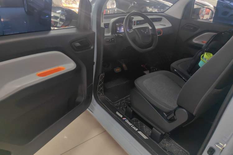 Used Wuling Hongguang MINIEV 2020 Zizai Version Lithium-NMC