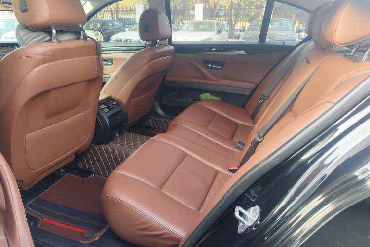 Used BMW 5 Series 2017 525Li Leading Model
